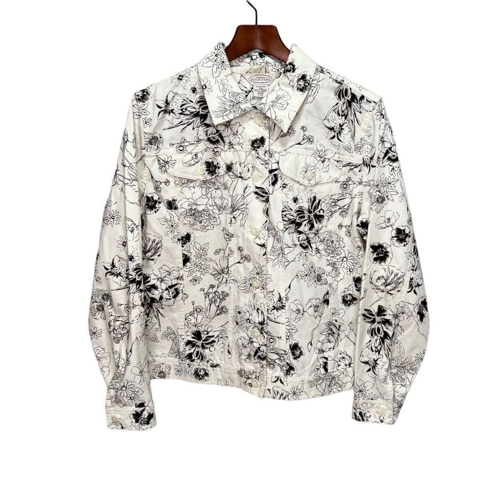 𝅺Northern Reflections Floral Denim Jacket Size Large
